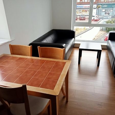2 Bedroom, 2 Bathroom Apartment Dublin Ngoại thất bức ảnh